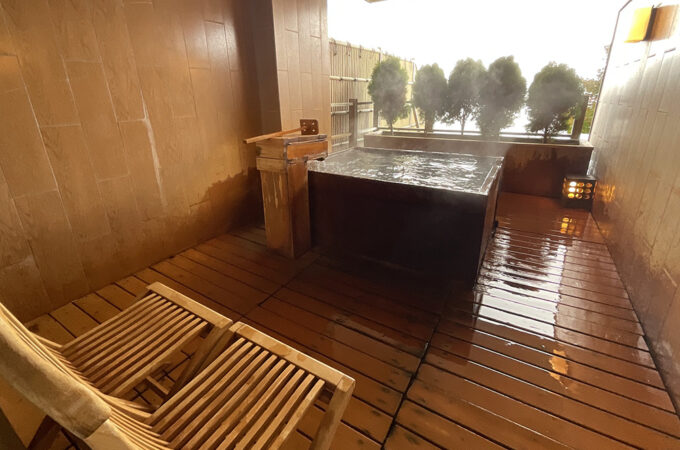 -秘境温泉-